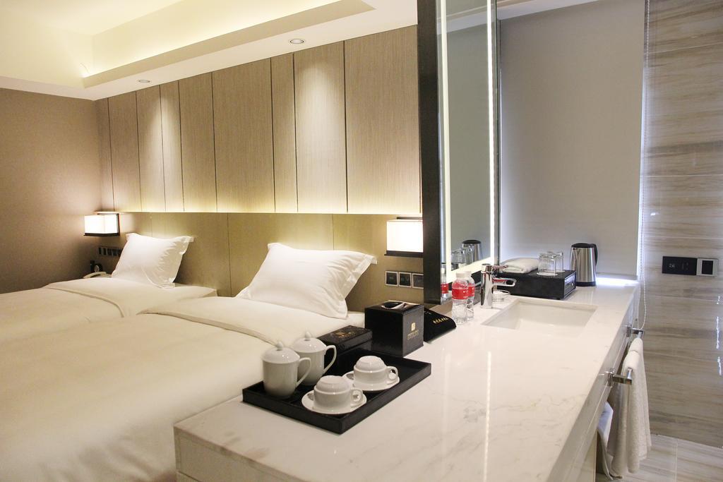 ออเรนทัล กินซา อินเตอร์เนชั่นแนล โฮเต็ล Hotel เสิ่นหยาง ภายนอก รูปภาพ